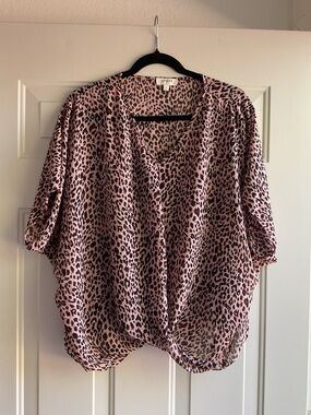 Umgee Pink Leopard Print Twist-Front Dolman Blouse